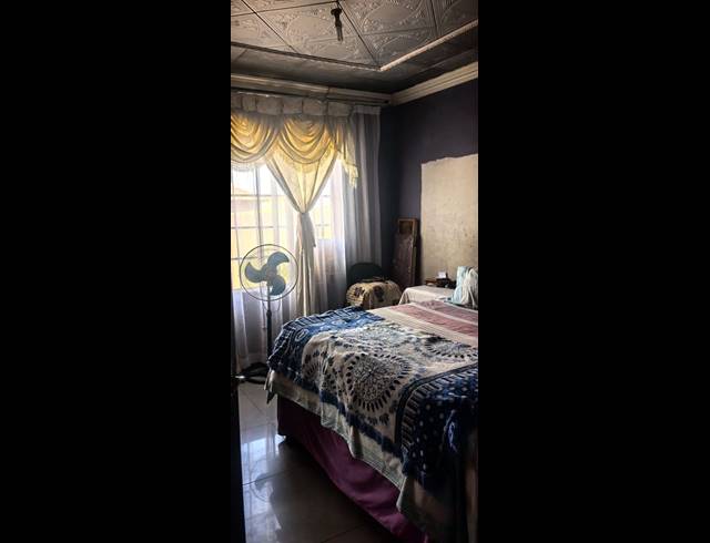4 BEDROOM FREESTANDING FOR SALE IN SOSHANGUVE SOUTH EXT 2